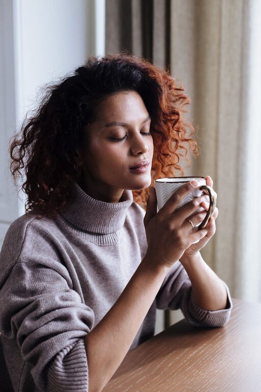 Simple Ways to Make Mornings More Mindful and Refreshing